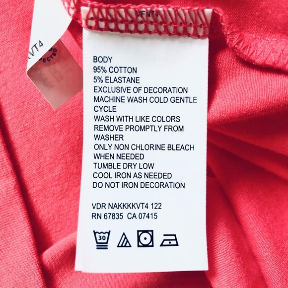 NAUTICA Womens Red Solid T-Shirt Short Sleeve V-Neck Size S MWOT - Picture 9 of 11